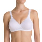 Triumph Loretta Soft M. Vår mest populära Bh idag, utan bygel. Fin urringning och stadig.


