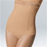Triumph Pure Shaper Waist Slimmer.  Höft- och magformare, som ger en fin shaping effekt. Med avslut i silikon för en säker passform.

Material...
