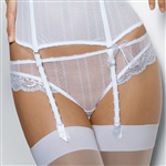Triumph Eternal Feelings String. Vacker stringtrosa i spets.

Material: 80% polyamid, 20% elastan.
Handtvättas.